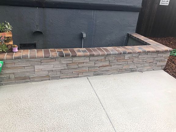 3rd image of 224 E Pacific Ave