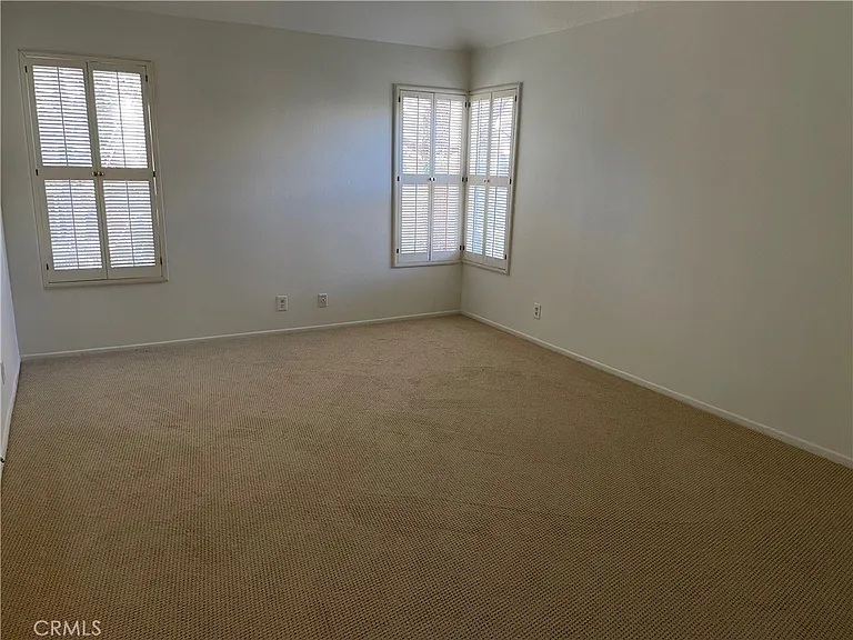 253 Chesterfield #145 — Photo 3