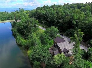 172 Narrows Run Loop, Hendersonville, NC 28791