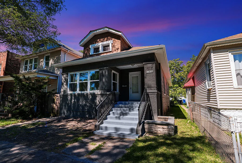 12030 S Perry Ave photo 1