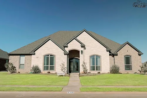 5326 Waterford Dr Photo 1