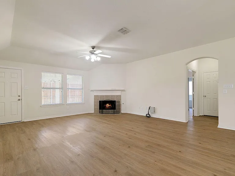 8306 Nicholson Dr — Photo 23