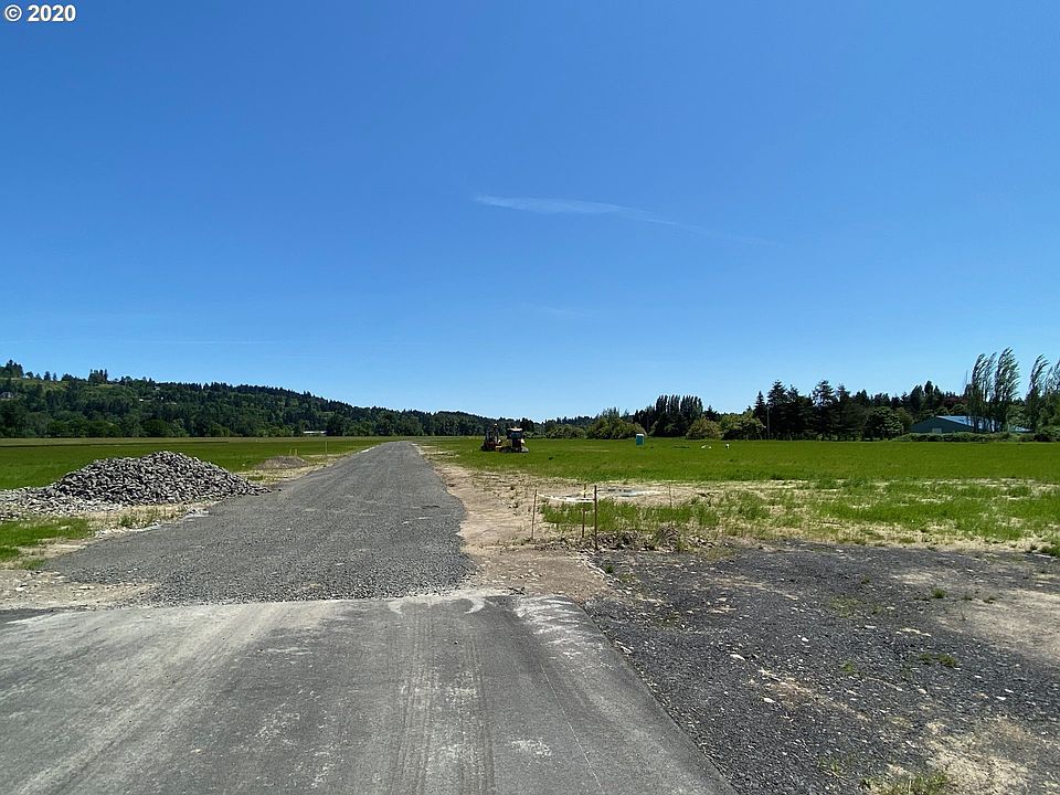 2nd image of 0 Pekin Rd #18