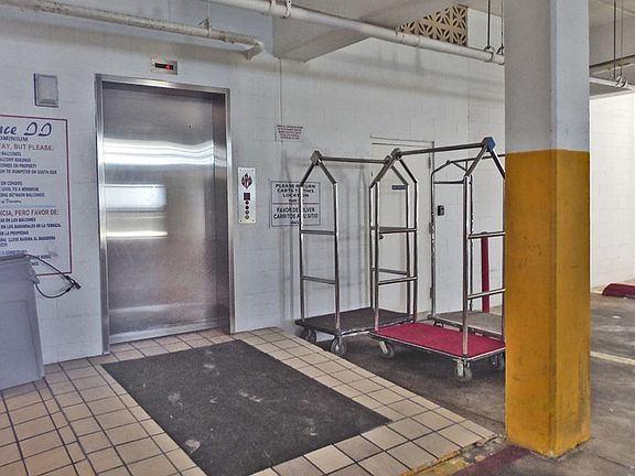 5th image of 5570 Gulf Blvd #502