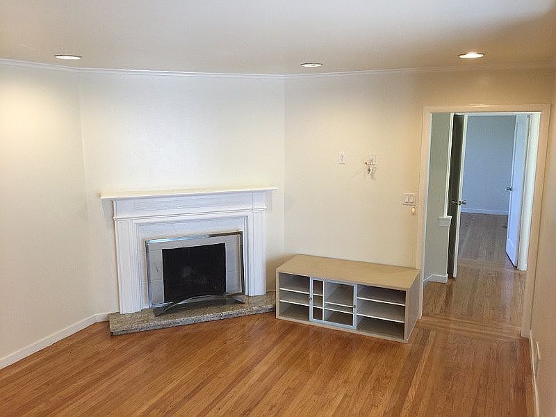 1st image of 188 Goethe St