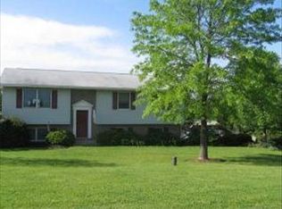 13 Kurr Rd, Richland, PA 17087