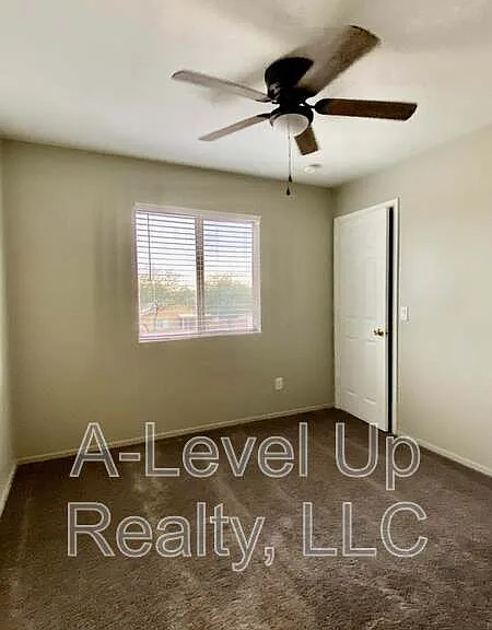 721 W Flaming Arrow Dr — Photo 21