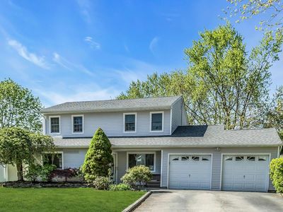 12 Edith Court, Port Jefferson Station, NY, 11776