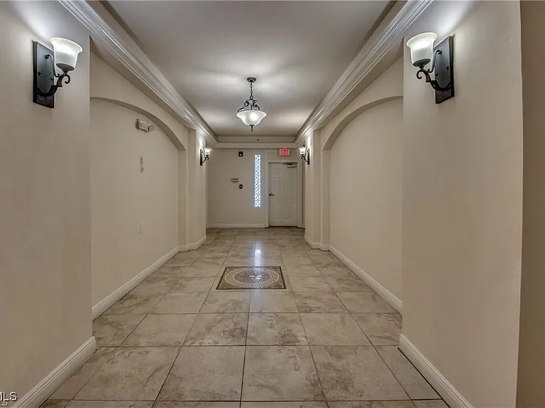 2904 Tuscan Dr #303 — Photo 22