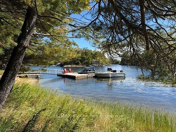 3rd image of 10158 Georgian Bay Rd