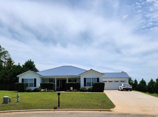 495 Griffith Ln, New Brockton, AL 36351
