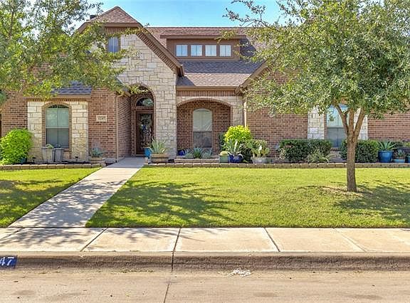 3rd image of 1247 Catherine Ln