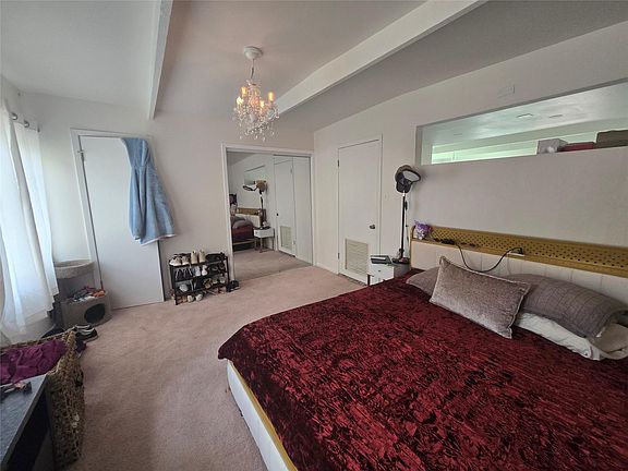 5th image of 1106 The High Rd #A