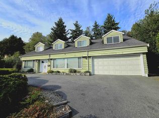 1805 Rosebery Ave, West Vancouver, BC V7V2Z5