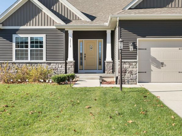 54715 Pierre Trails Dr, Osceola, IN 46561