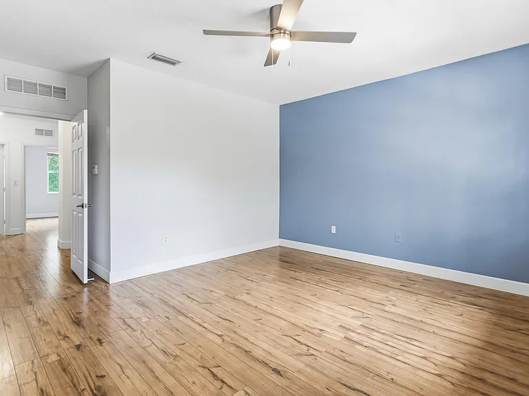 5056 SW 141st Ave — Photo 28