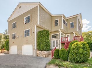 11 Paul Revere Path, Hopkinton, MA 01748