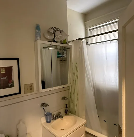 28 Queensberry St #7 — Photo 4