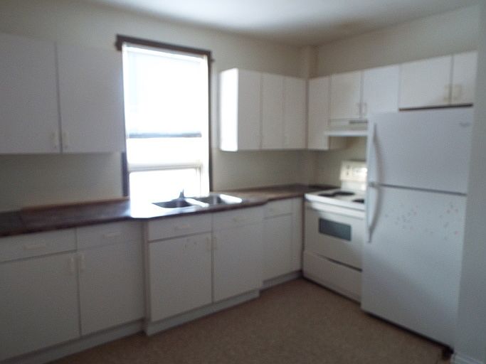 371 Saint Johns Ave, Winnipeg, MB R2W 1H5 Zillow