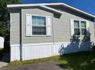 387 Hunters Rill, Oxford, MI 48371