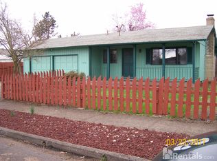 1350 Candlelight Dr, Eugene, OR