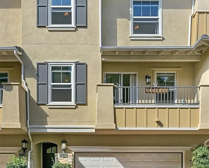 2132 Cosmo Way — Photo 14