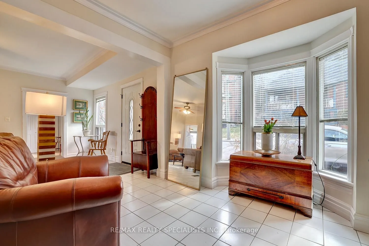 3 bed, $2,675 — Photo 1
