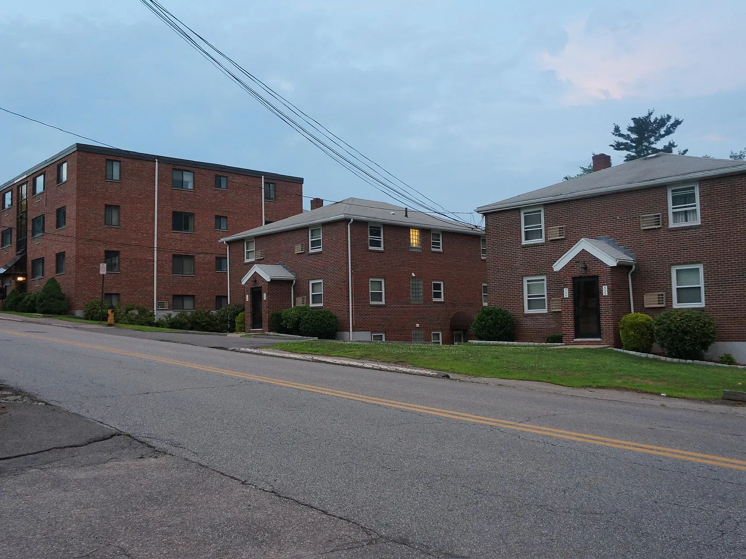 J. E. Furnished Apartments - Waltham — Photo 3