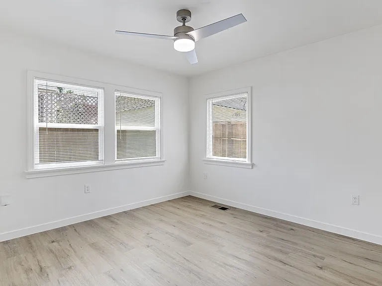 3553-57 Alabama St — Photo 11