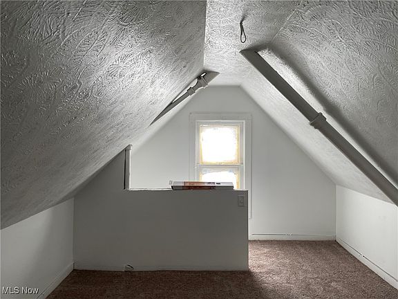 4th image of 3569 Trent Ave