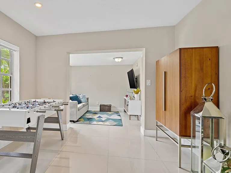 4455 SW 10th St #SFH — Photo 10