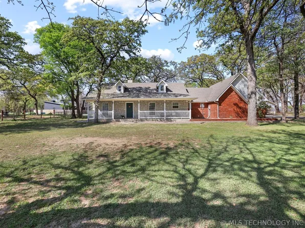 11952 N Woodlands Cir, Kingston, OK 73439