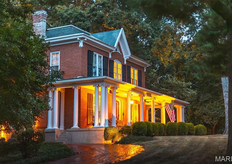 1st image of 1014 Henry St