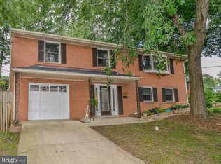 7936 Jansen Dr, Springfield, VA 22152