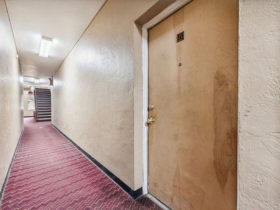 2nd image of 1309 Wood St #8