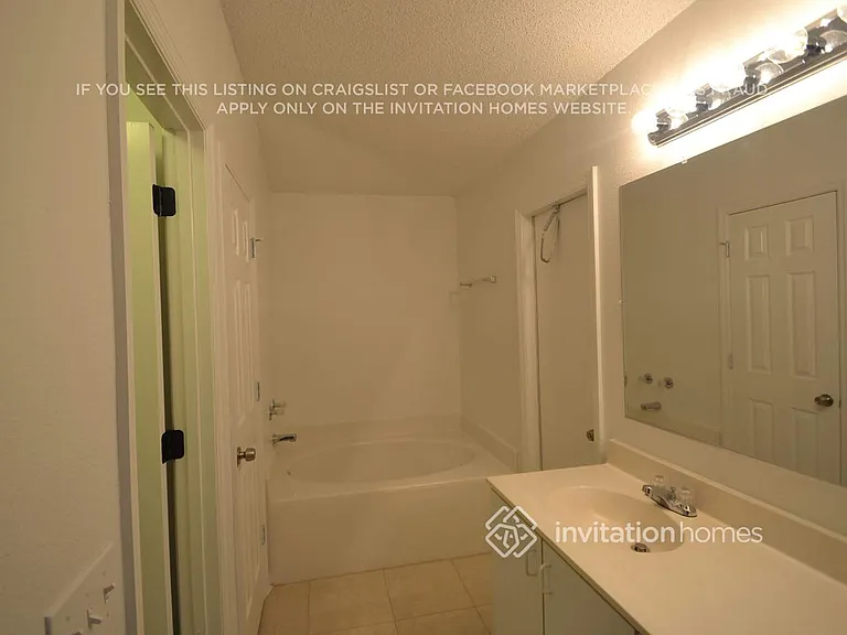 8207 Stockton Way — Photo 9