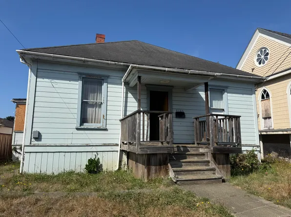 3136 E St, Eureka, CA 95503