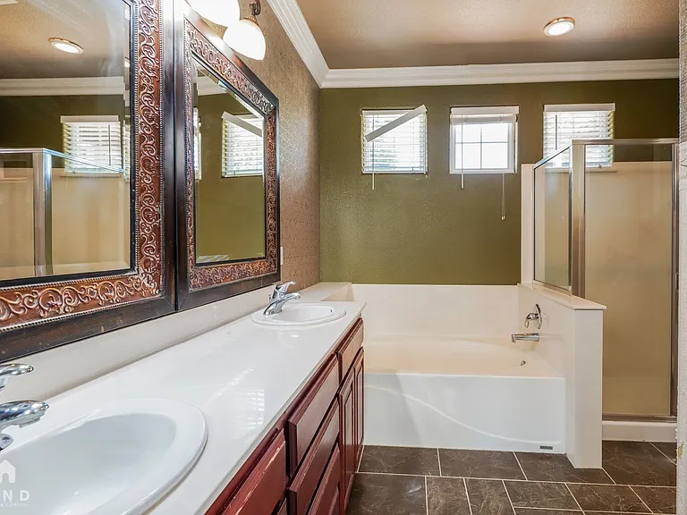 9351 Palmerson Dr — Photo 21