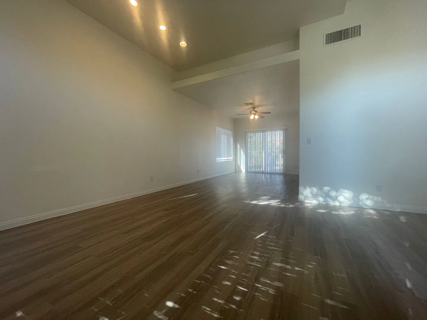 4 bedroom home in Painted Desert with Golf Course Views! — Photo 3