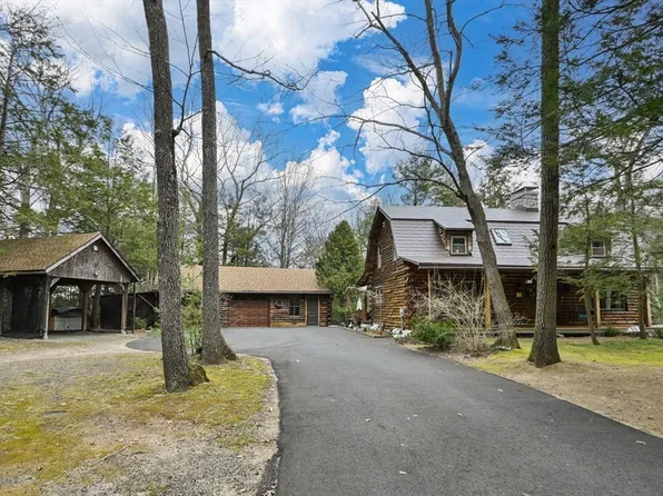 10 Granaudo Cir, Southwick, MA 01077