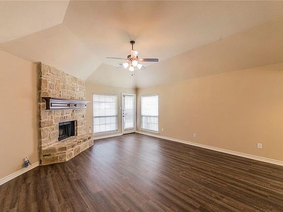 5th image of 8428 Meadow Sweet Ln
