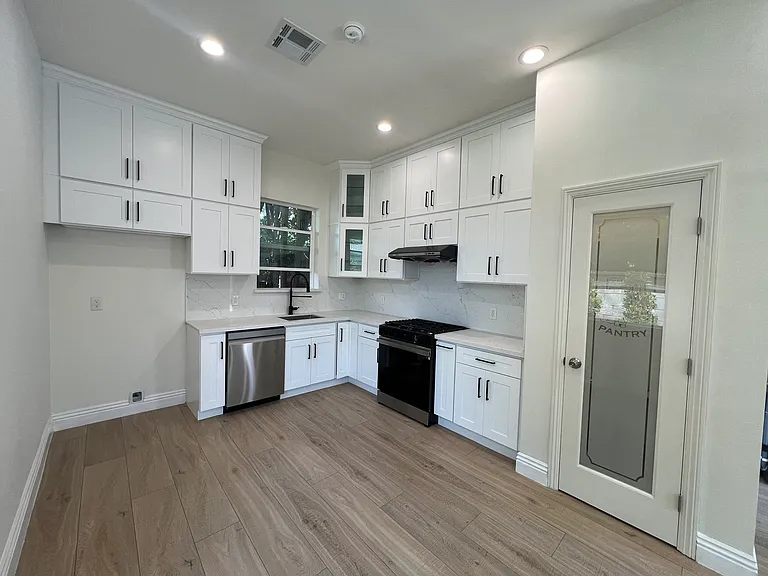 5148 Barela Ave #B — Photo 3