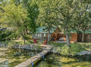 2016 Geneva Rd NE, Alexandria, MN 56308