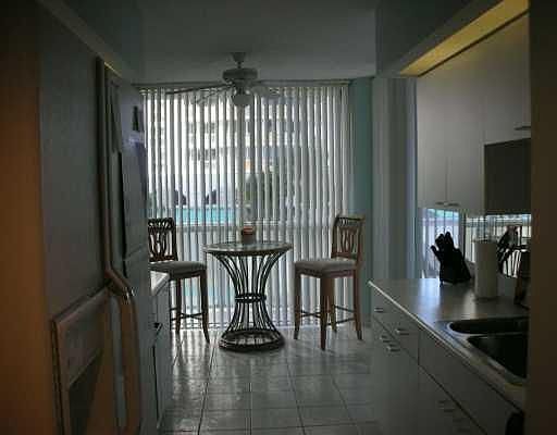 4th image of 16425 Collins Ave APT 516