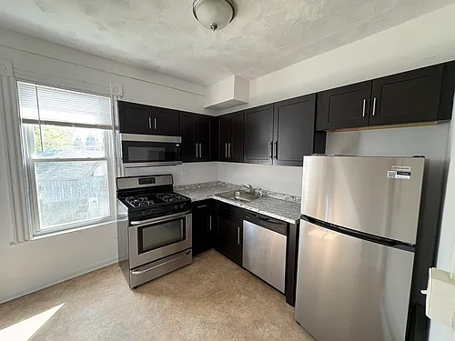 108 S Main St #2 Photo 1