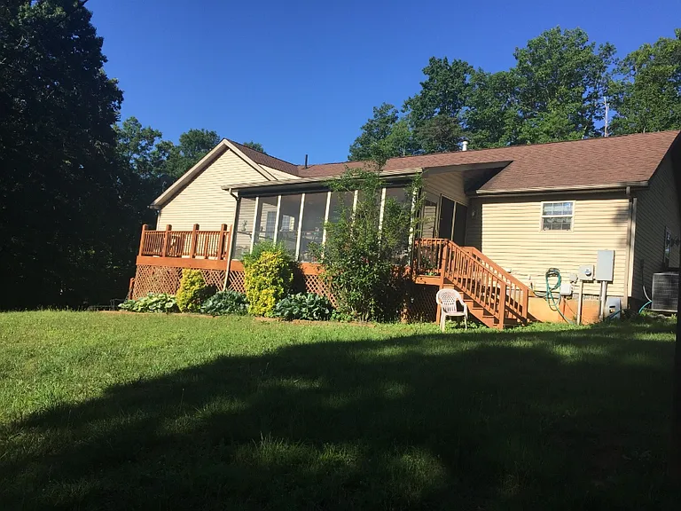 195 Burks Rd — Photo 3