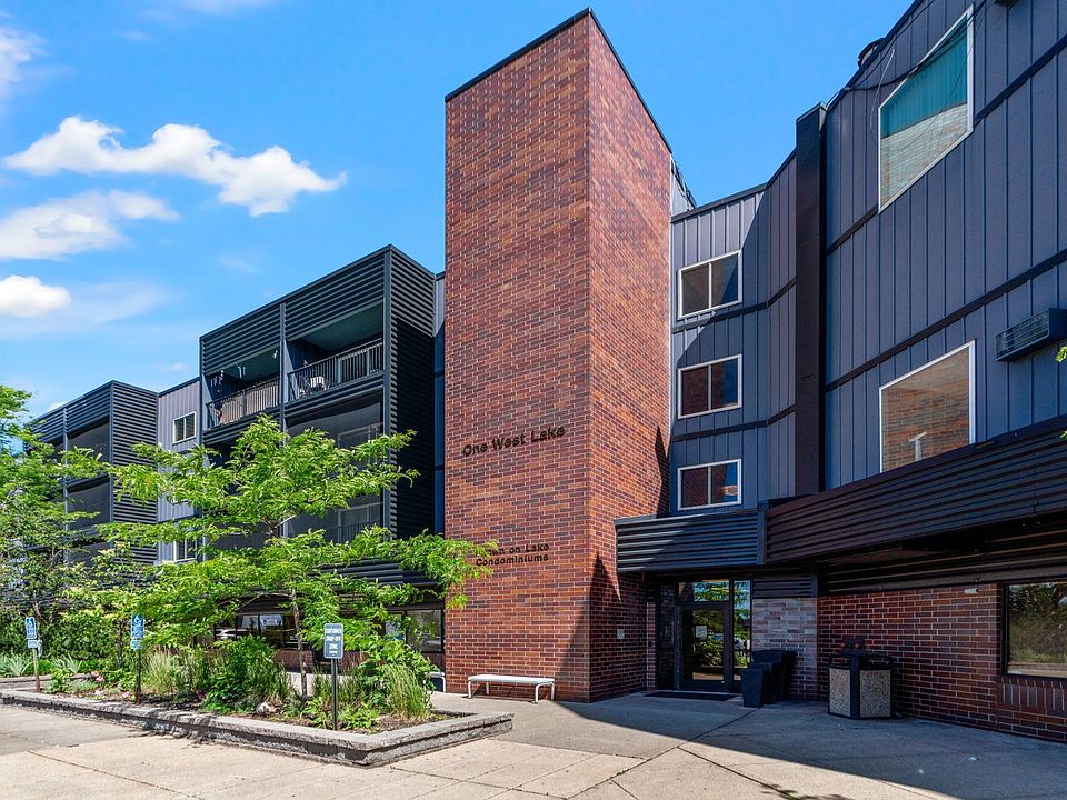 1st image of 1 W Lake St APT 220