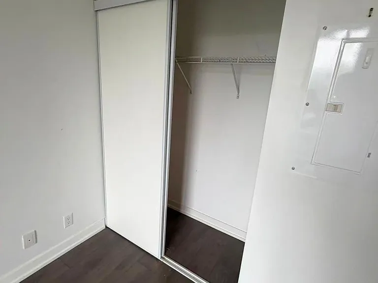 28 Avondale Ave #503 — Photo 7