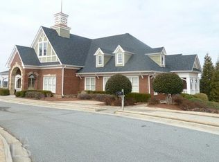 1077 Scales Rd, Suwanee, GA 30024