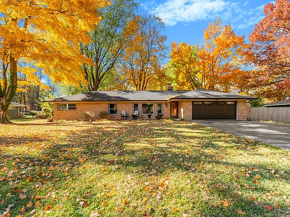 2nd image of 8816 El Rico Dr